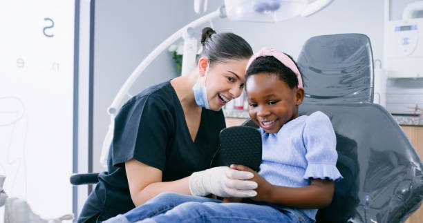 Best Dental Implants  in Bellwood, IL